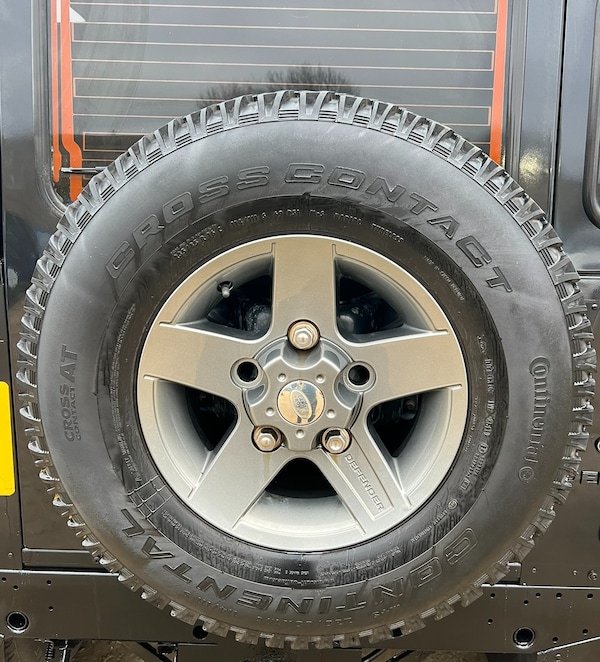 Used Land Rover Defender 2011 for sale - 73387853: Photo 17