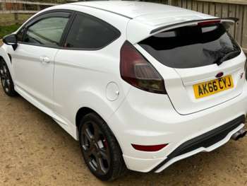 Used Ford Fiesta 2016 for sale - 73154971: Photo