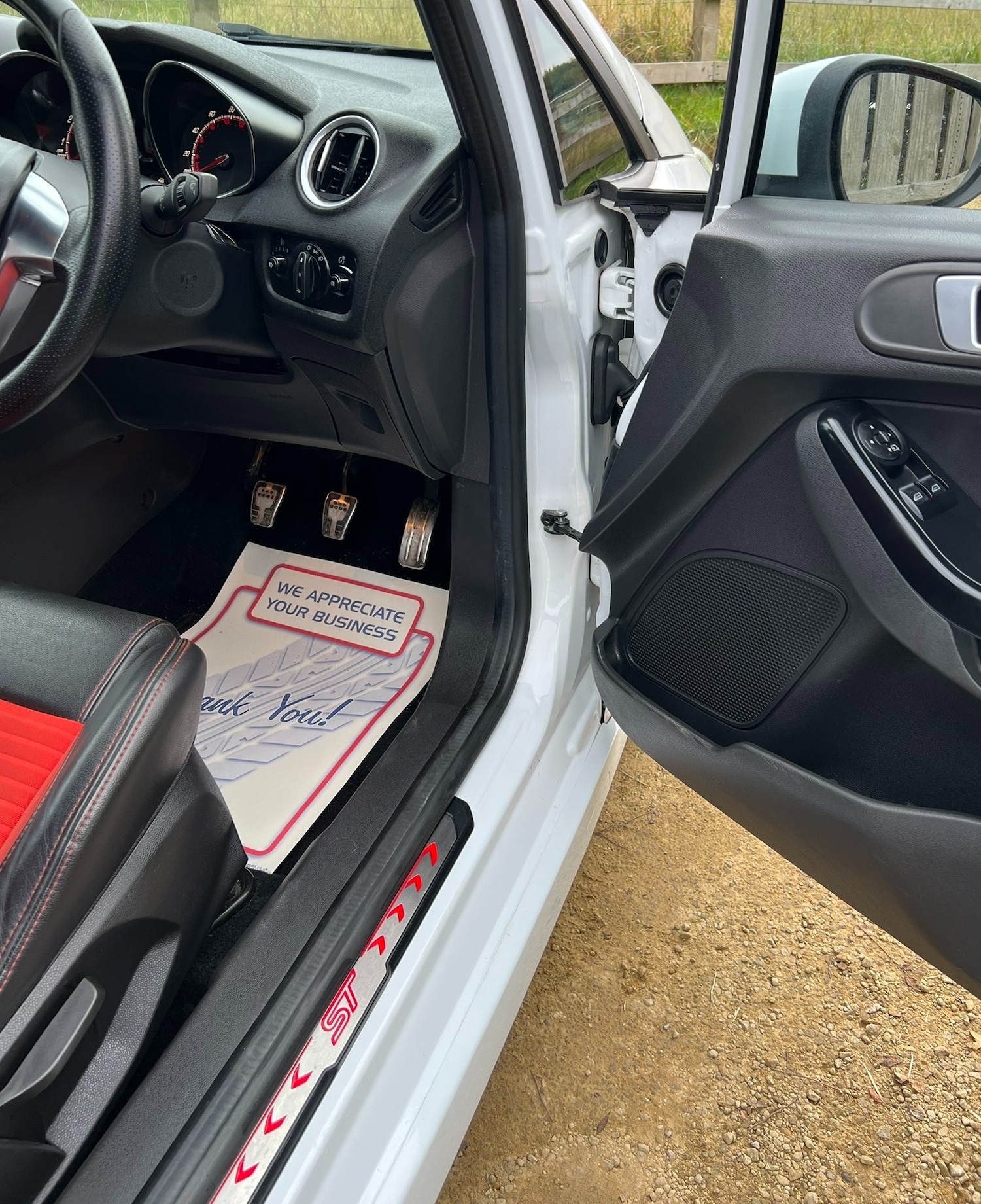 Used Ford Fiesta 2015 for sale - 76162427: Photo 17