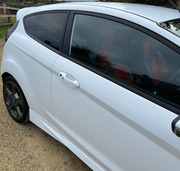 Used Ford Fiesta 2015 for sale - 76162427: Photo 28
