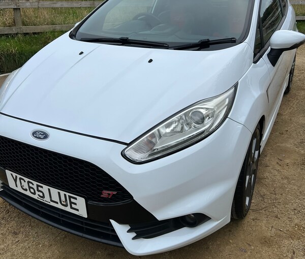 Used Ford Fiesta 2015 for sale - 76162427: Photo 5