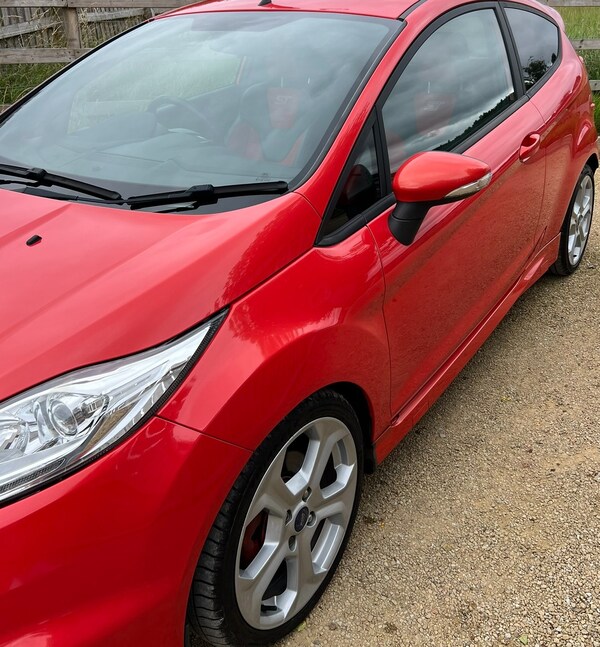 Used Ford Fiesta 2014 for sale - 75304639: Photo 33