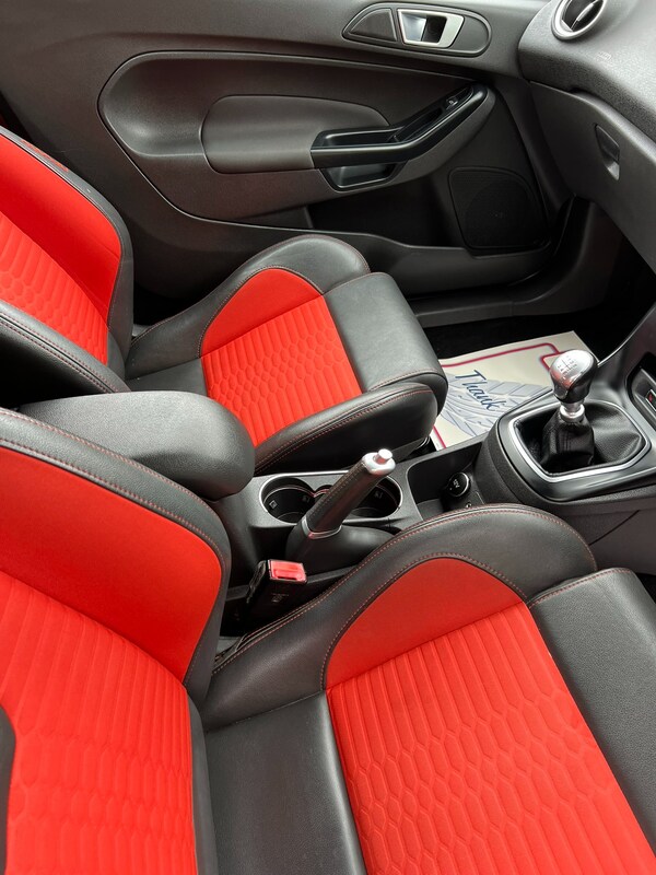 Used Ford Fiesta 2014 for sale - 75304639: Photo 61