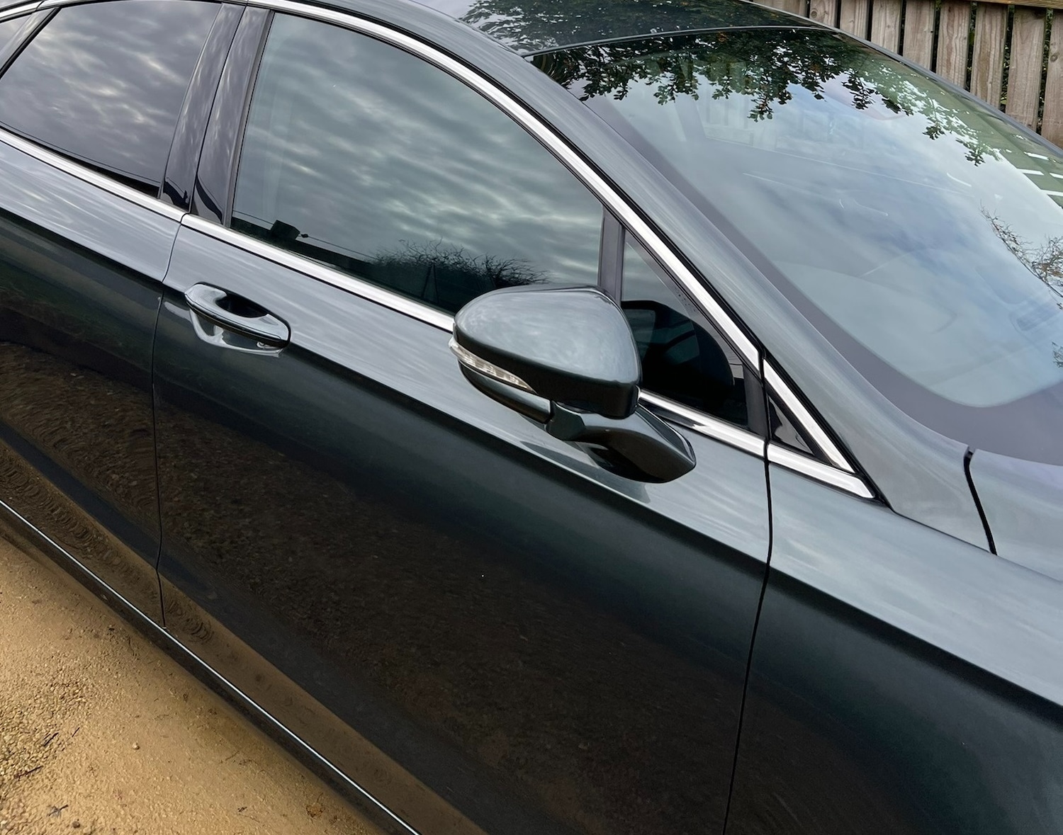 Used Ford Mondeo 2015 for sale - 76317257: Photo 26