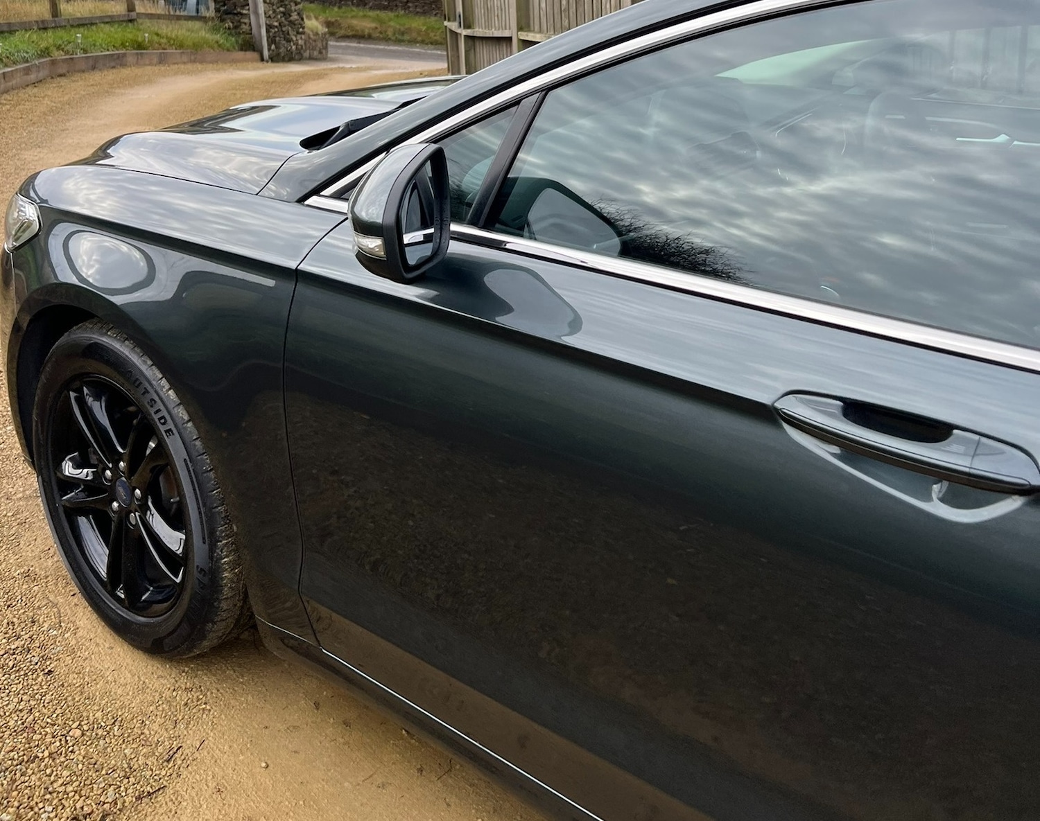 Used Ford Mondeo 2015 for sale - 76317257: Photo 43