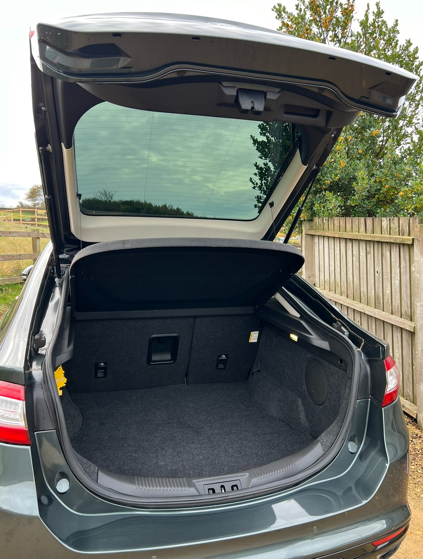 Used Ford Mondeo 2015 for sale - 76317257: Photo 6