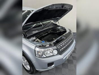 Used Land Rover Freelander 2011 for sale - 79232765: Photo