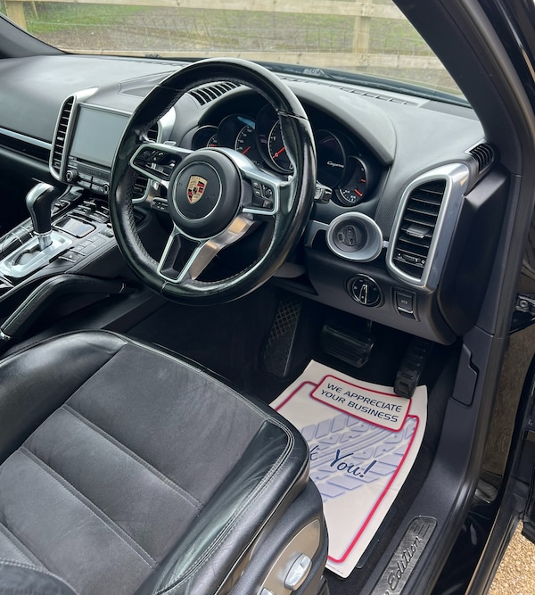 Used Porsche Cayenne 2016 for sale - 74185582: Photo 18