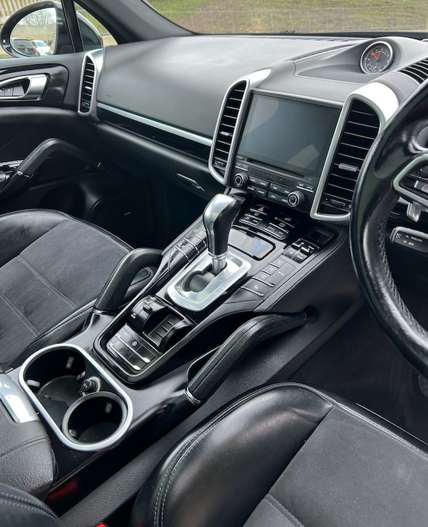 Used Porsche Cayenne 2016 for sale - 74185582: Photo 85