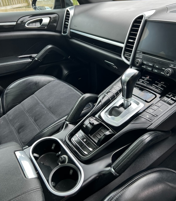 Used Porsche Cayenne 2016 for sale - 74185582: Photo 87