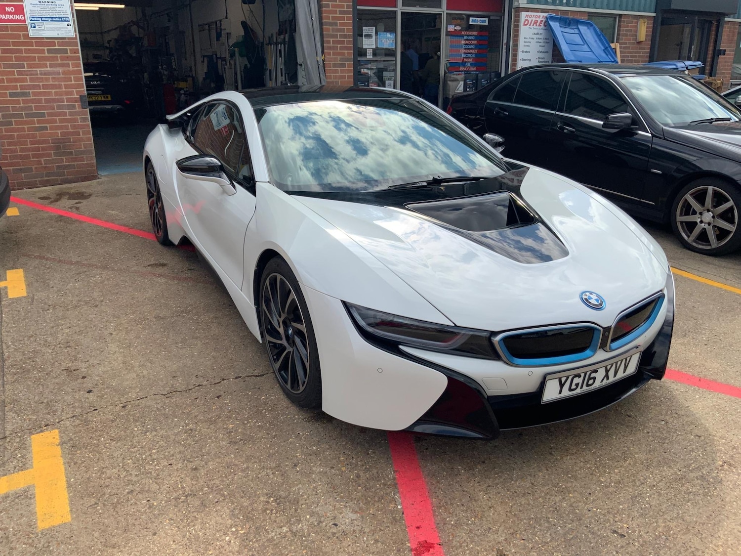 Used BMW i8 2016 for sale - 76137813: Photo 14
