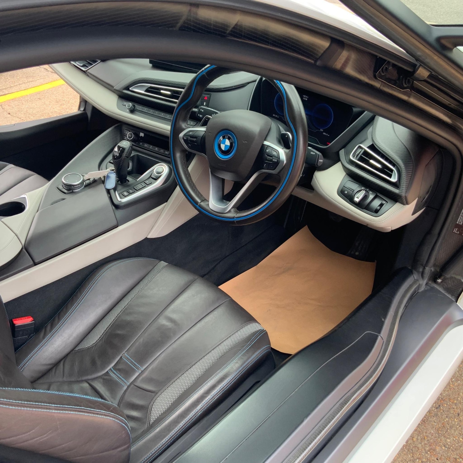 Used BMW i8 2016 for sale - 76137813: Photo 26