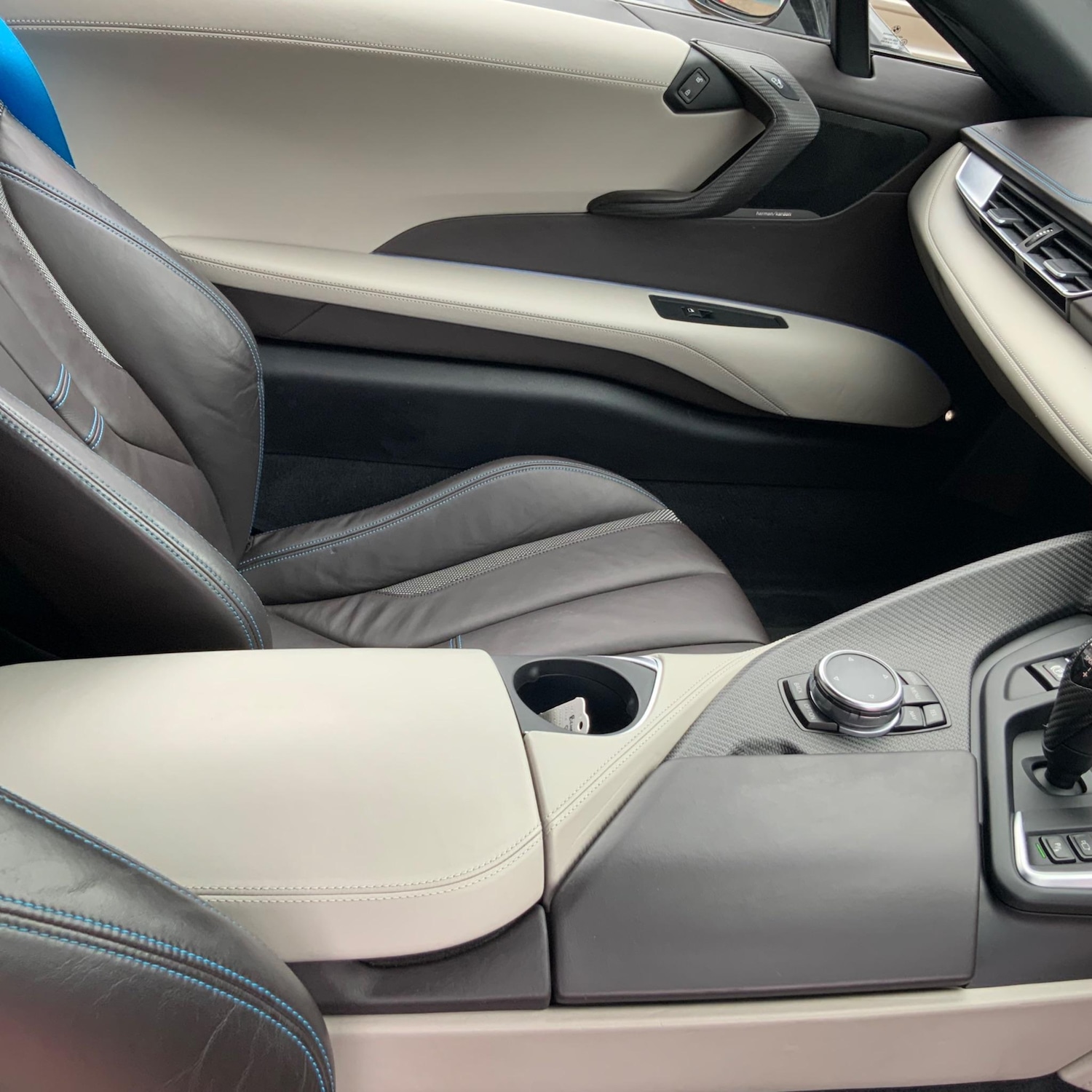 Used BMW i8 2016 for sale - 76137813: Photo 31