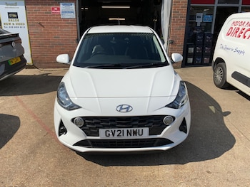 Used Hyundai i10 2021 for sale - 76138155: Photo