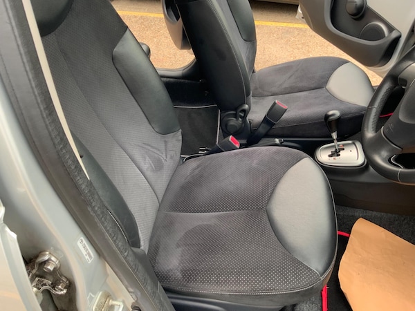 Used Toyota AYGO 2012 for sale - 76152929: Photo 11