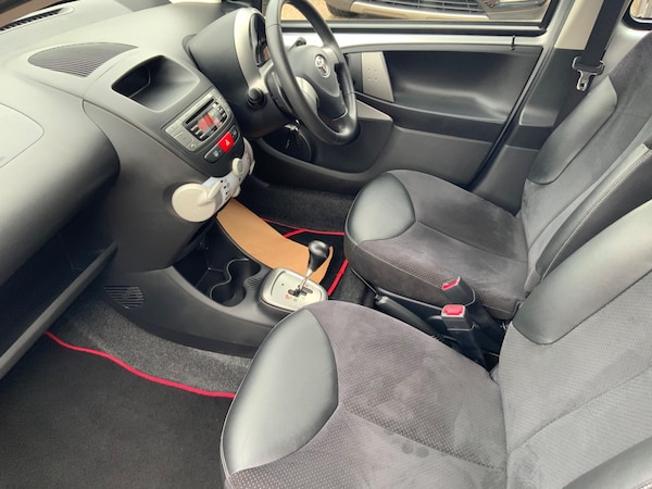 Used Toyota AYGO 2012 for sale - 76152929: Photo 20