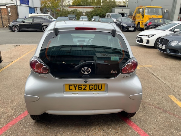 Used Toyota AYGO 2012 for sale - 76152929: Photo 22