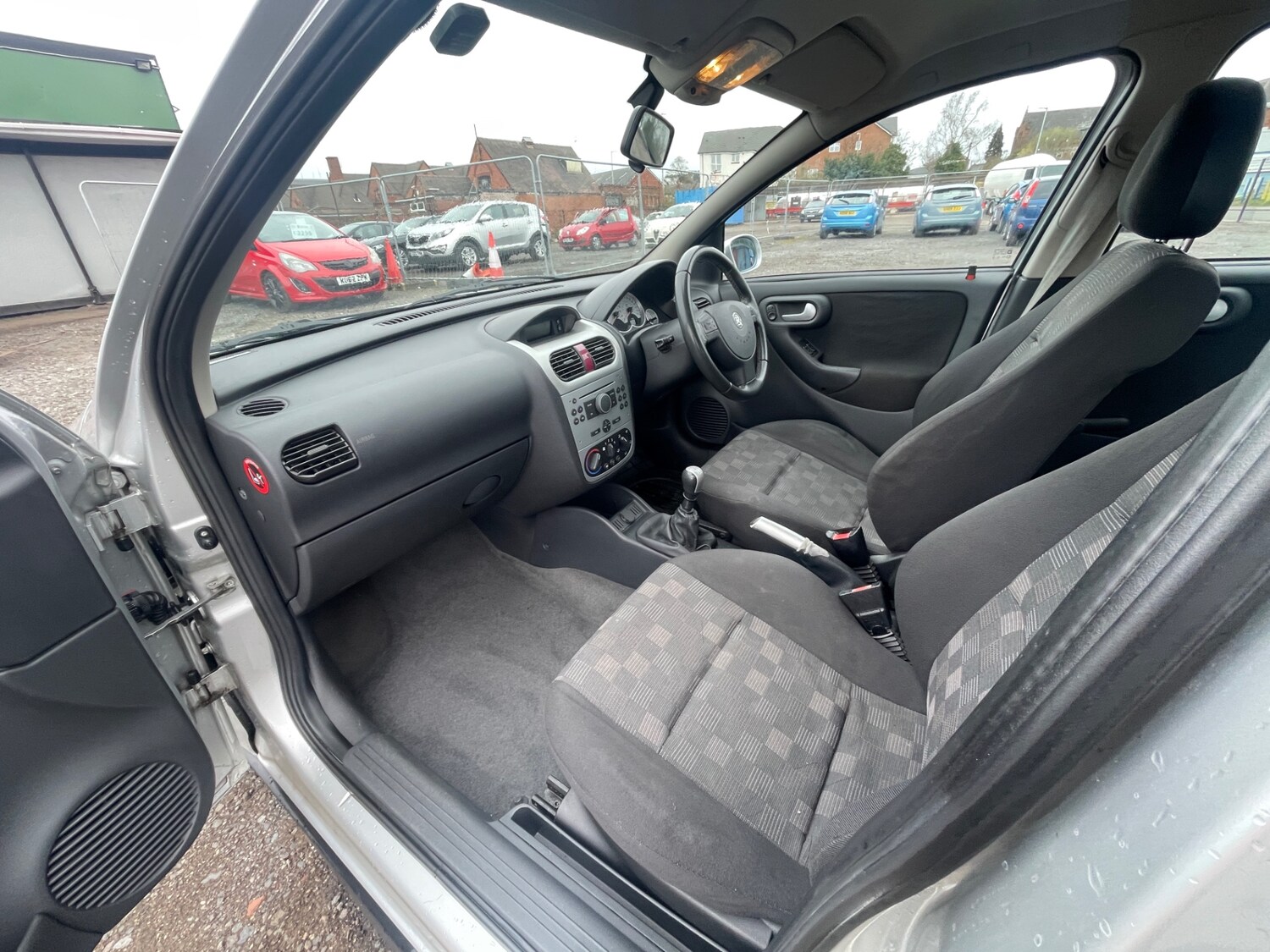 Used Vauxhall Corsa 2005 for sale - 78045330: Photo 11