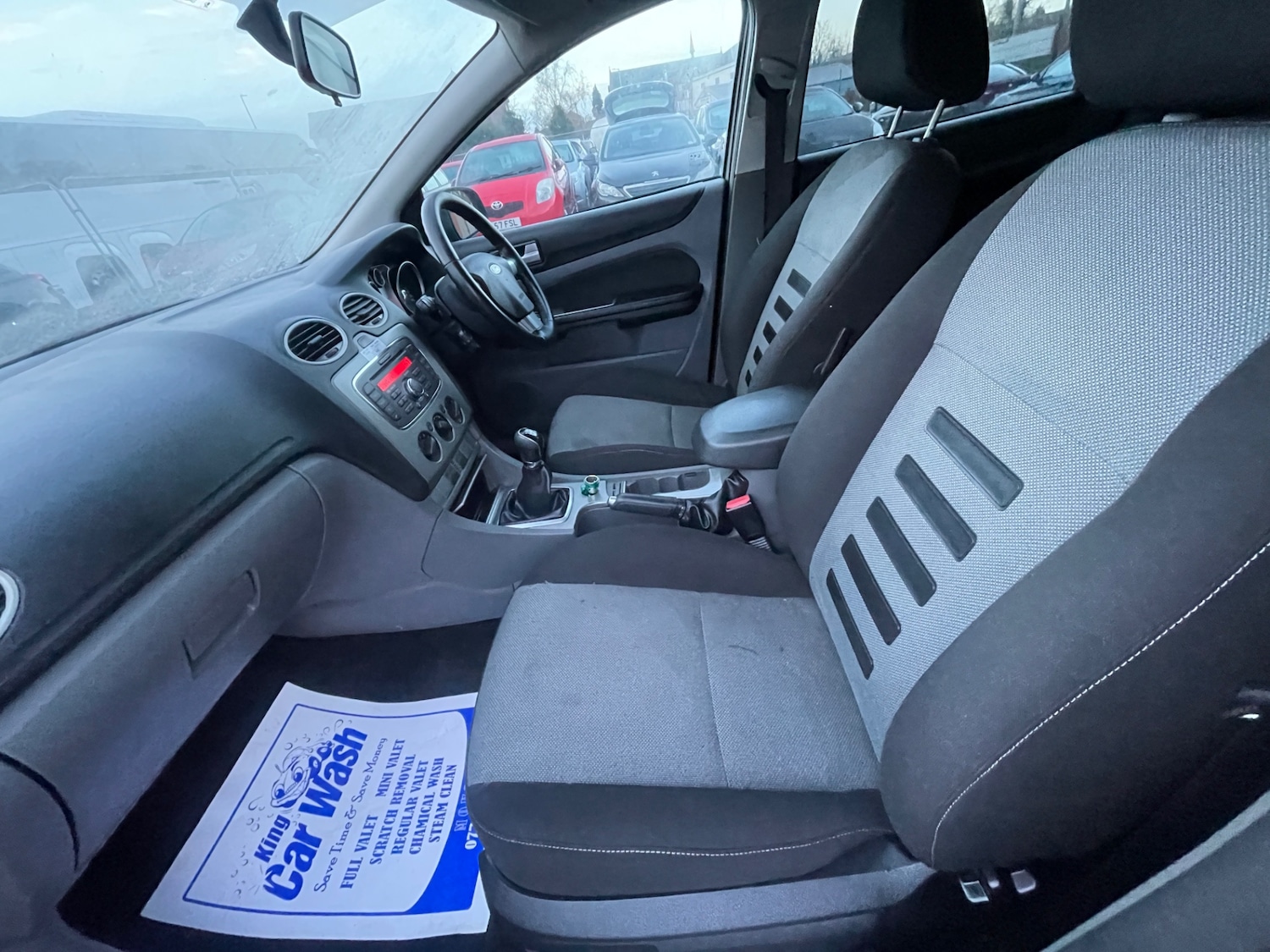 Used Ford Focus 2010 for sale - 76684571: Photo 12