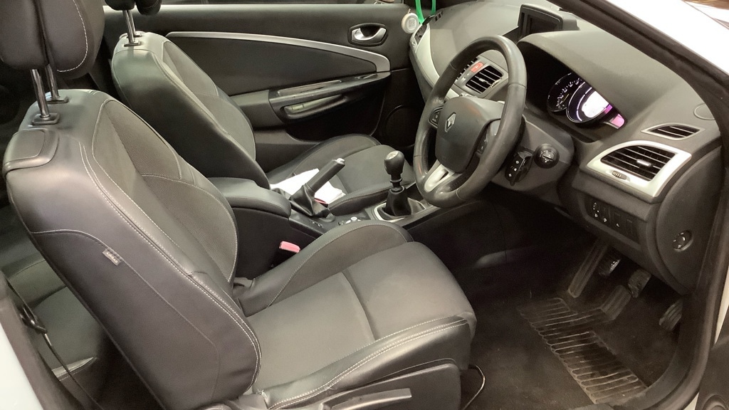 Used Renault Megane 2011 for sale - 77445960: Photo 10