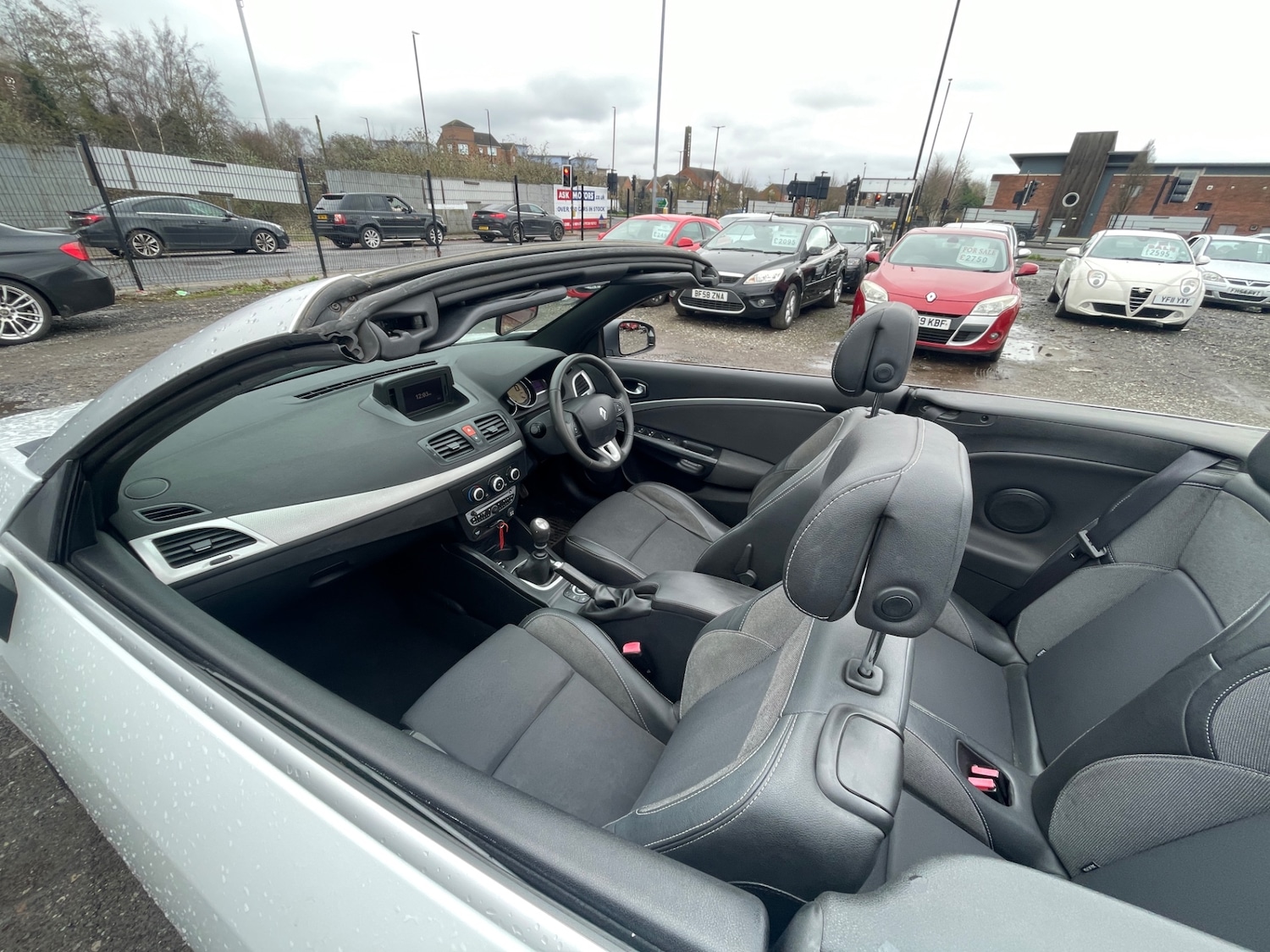 Used Renault Megane 2011 for sale - 77445960: Photo 19