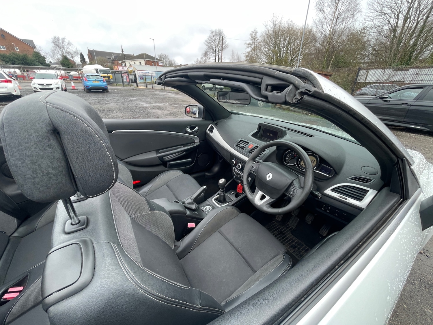 Used Renault Megane 2011 for sale - 77445960: Photo 20