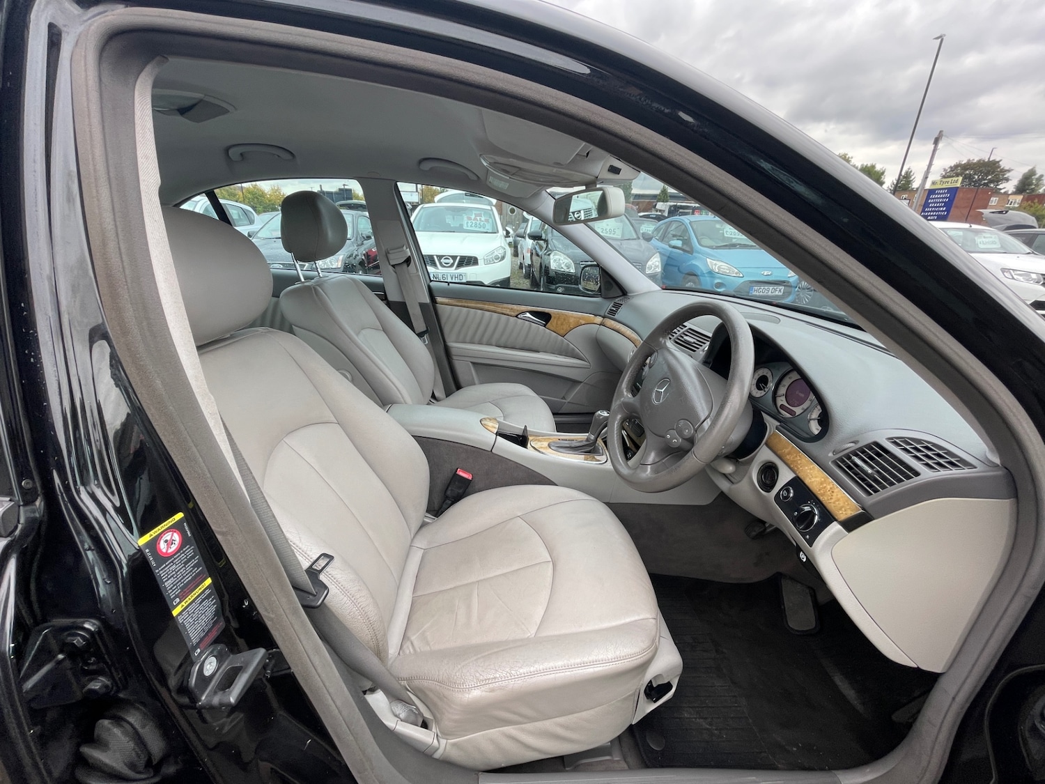 Used Mercedes-Benz E-Class 2007 for sale - 76007293: Photo 10