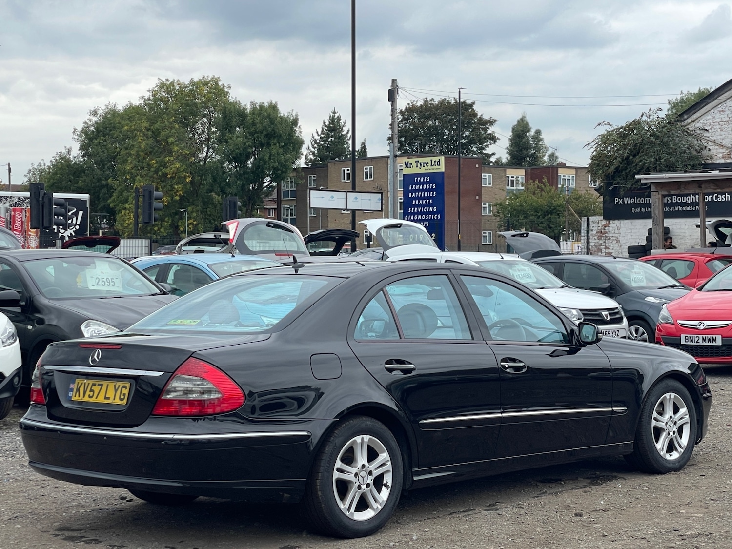 Used Mercedes-Benz E-Class 2007 for sale - 76007293: Photo 8