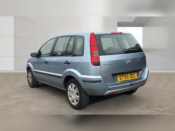 Used Ford Fusion 2005 for sale - 78121669: Photo