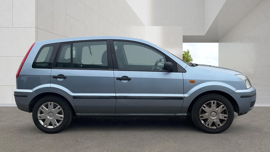 Used Ford Fusion 2005 for sale - 78121669: Photo 5