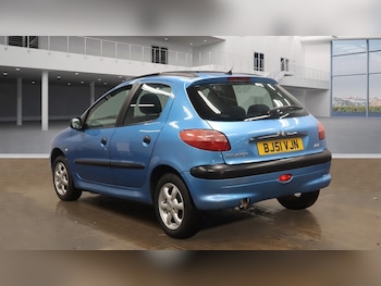 Used Peugeot 206 2001 for sale - 76791582: Photo