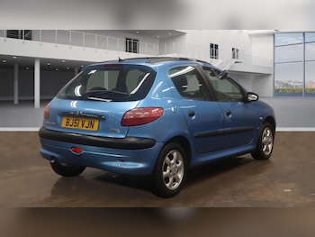 Used Peugeot 206 2001 for sale - 76791582: Photo