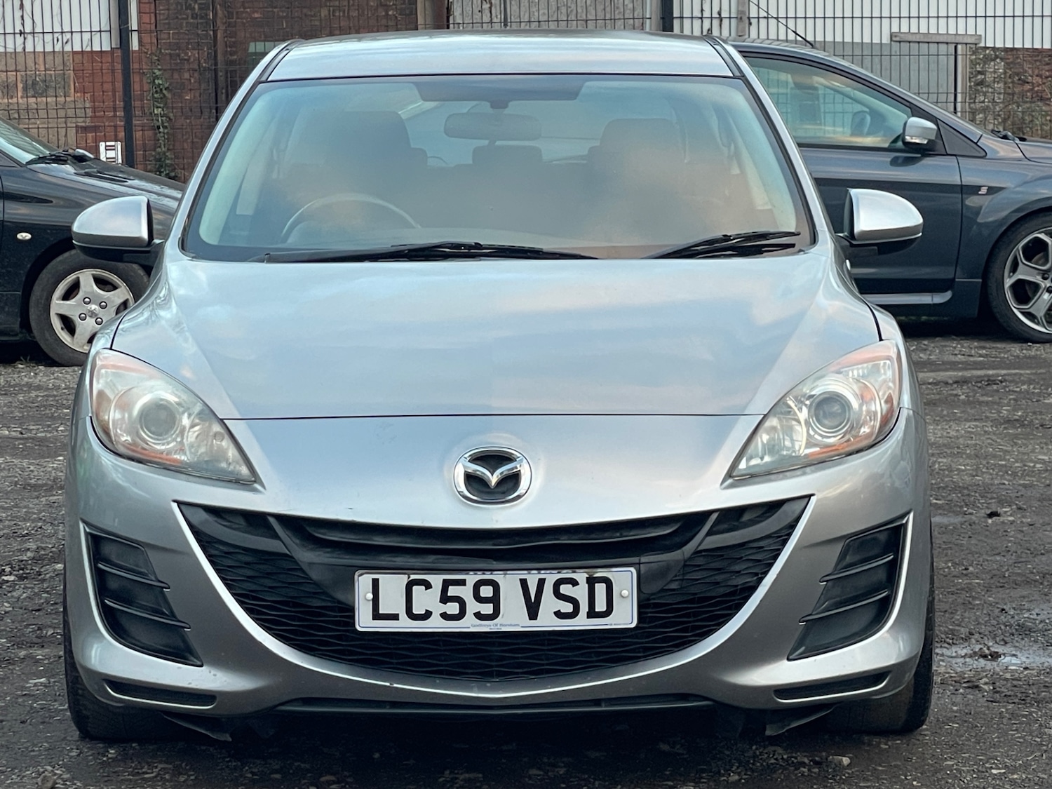 Used Mazda Mazda3 2009 for sale - 77198520: Photo 2