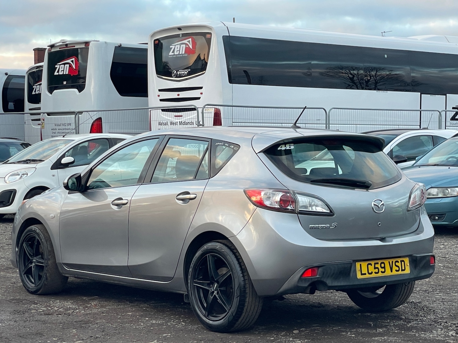 Used Mazda Mazda3 2009 for sale - 77198520: Photo 6