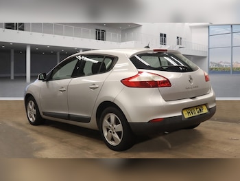 Used Renault Megane 2011 for sale - 77459873: Photo
