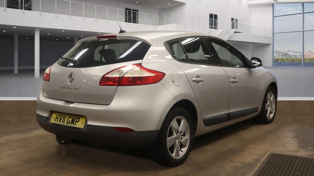Used Renault Megane 2011 for sale - 77459873: Photo 4