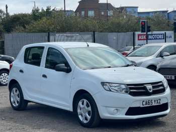Used Dacia Sandero 2016 for sale - 75408048: Photo