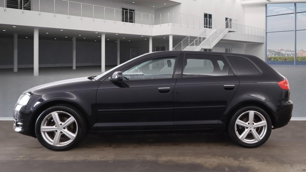 Used Audi A3 2011 for sale - 78064518: Photo 4