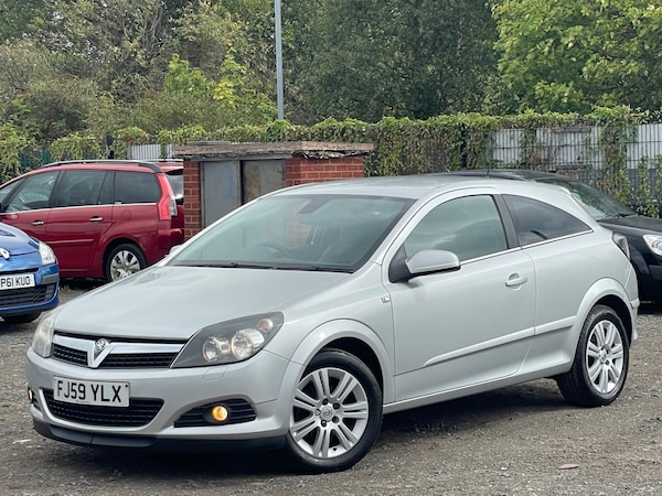 Used Vauxhall Astra 2010 for sale - 75743527: Photo 3