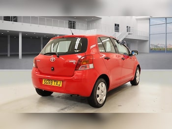 Used Toyota Yaris 2010 for sale - 77813354: Photo
