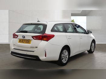 Used Toyota Auris 2014 for sale - 79252559: Photo