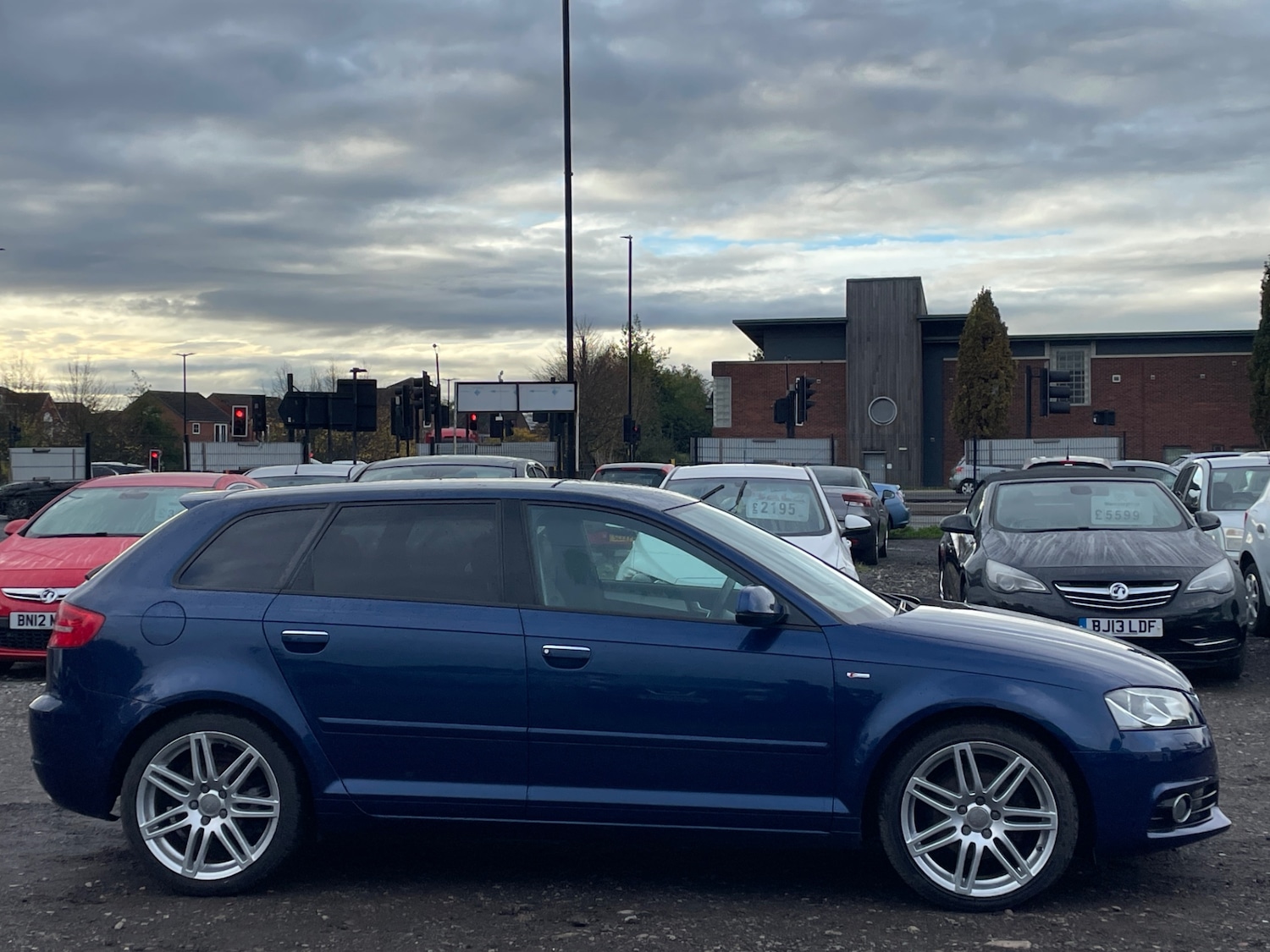 Used Audi A3 2013 for sale - 76264176: Photo 4