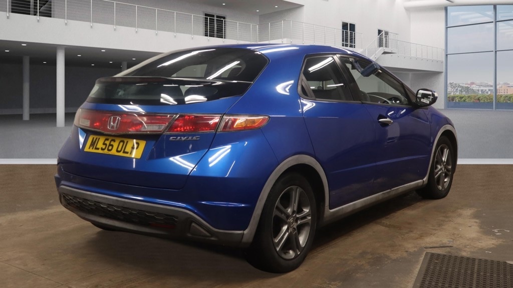 Used Honda Civic 2007 for sale - 77530628: Photo 4