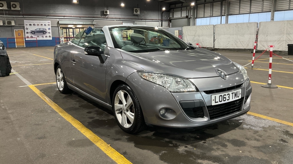 Used Renault Megane 2013 for sale - 76638356: Photo 1