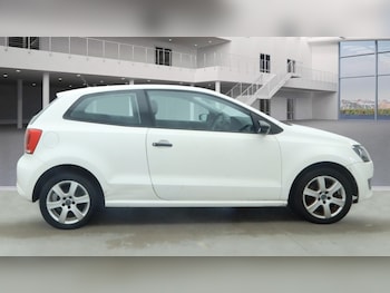 Used Volkswagen Polo 2011 for sale - 77420656: Photo