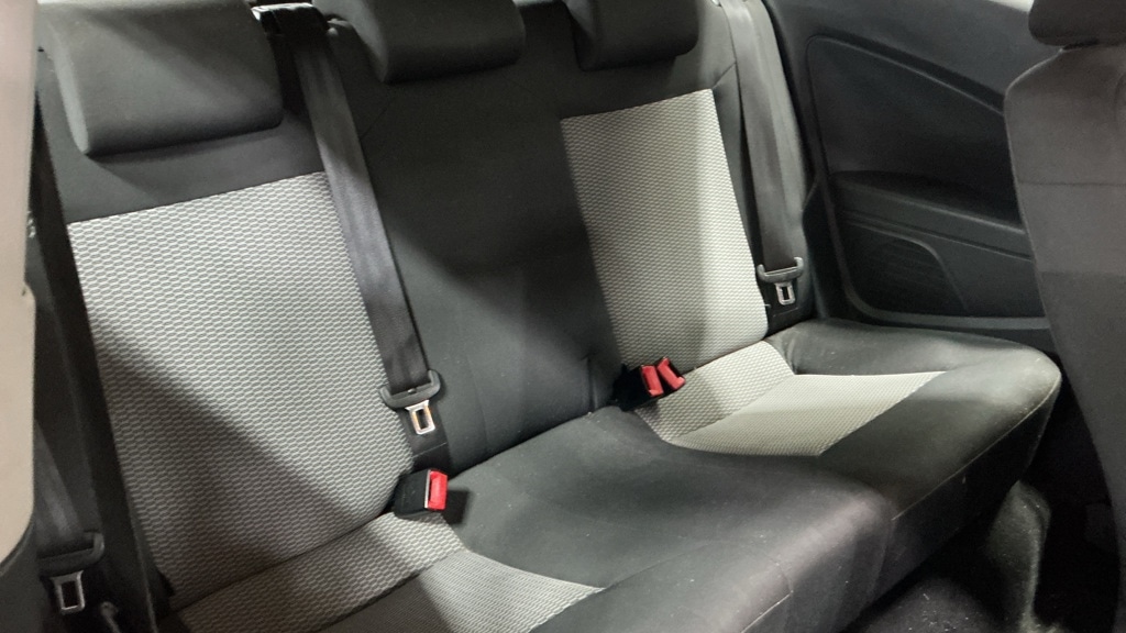 Used Volkswagen Polo 2011 for sale - 77420656: Photo 7