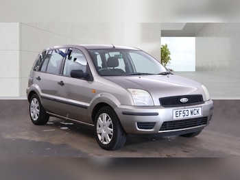 Used Ford Fusion 2003 for sale - 78410310: Photo