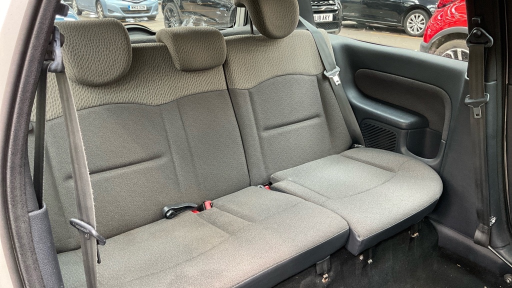 Used Renault Clio 2005 for sale - 78121694: Photo 8