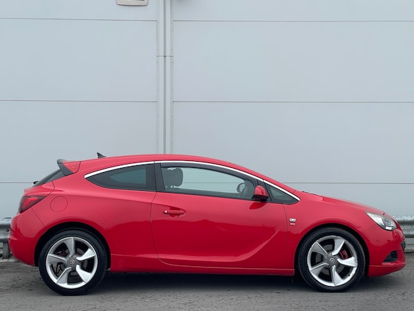 Used Vauxhall Astra GTC 2012 for sale - 75084659: Photo 2