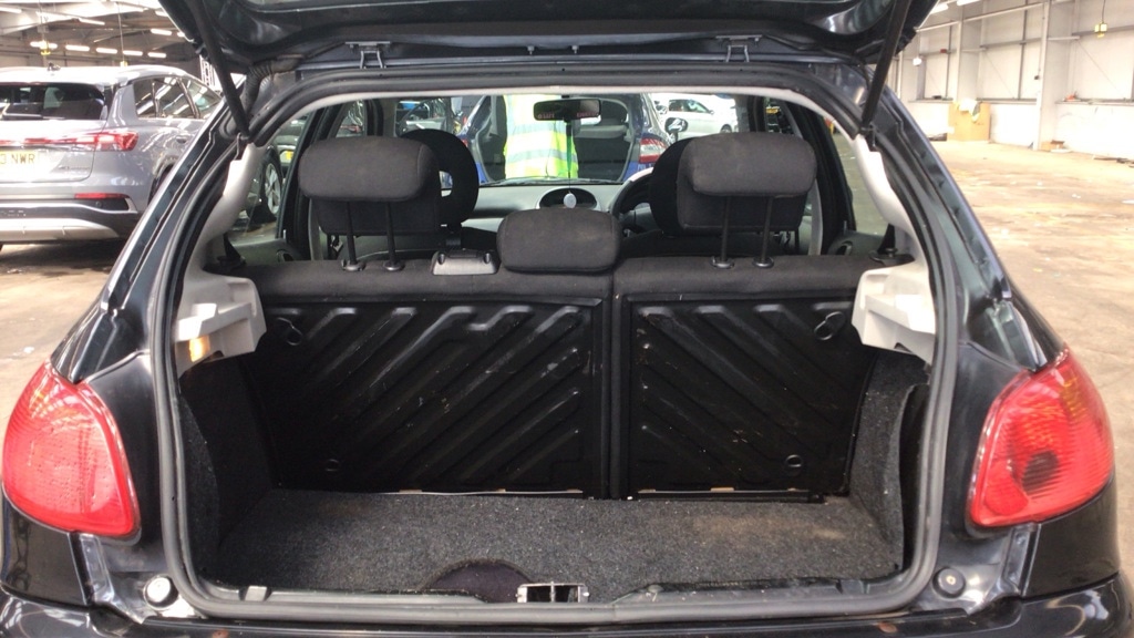 Used Peugeot 206 2006 for sale - 77973782: Photo 7